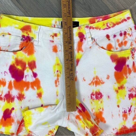 Earl Jean Tie Dye Raw Hem Jean Shorts White Orange 10 - Picture 8 of 9
